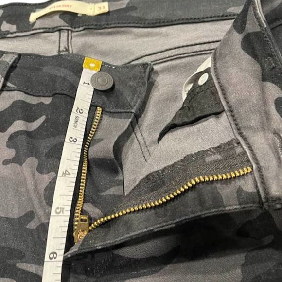 Levi Strauss 711 Original Riveted Grey Camo Jeans - Women - size W31 Petite - Picture 9 of 14